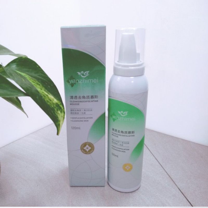 Yan Zhi Mei cleanses the skin with a gentle cleansing mousse