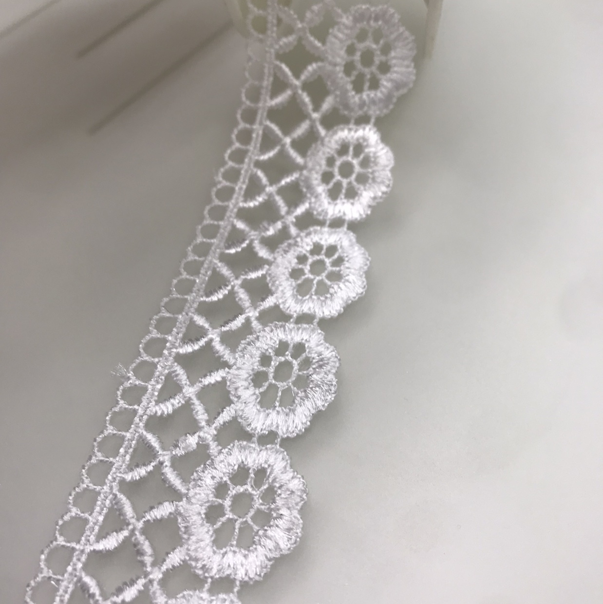 Lace 7
