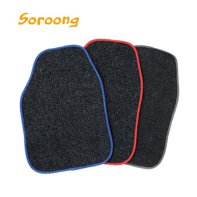 The floor MATS of the universal car carpet are hung relatively low