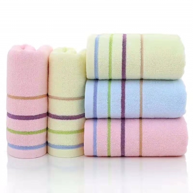 Plain four-section adult facial cleansers and face towels