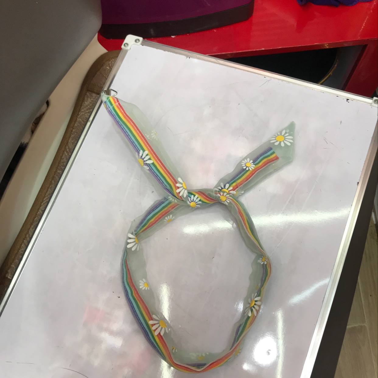 彩红发带