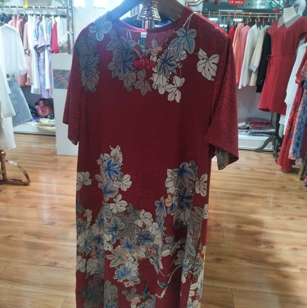 旗袍式花连衣裙