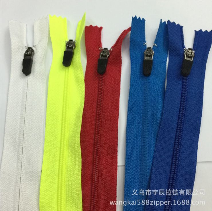 厂家现货3号双针闭口弹簧头自锁高档尼龙拉链 运动服装口袋拉链产品图