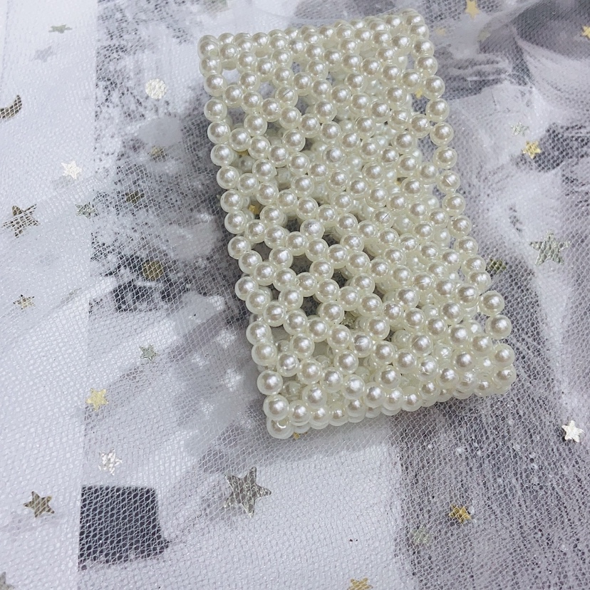 Pearl bracelet details Picture