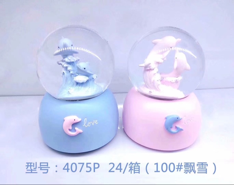 Dolphin crystal ball