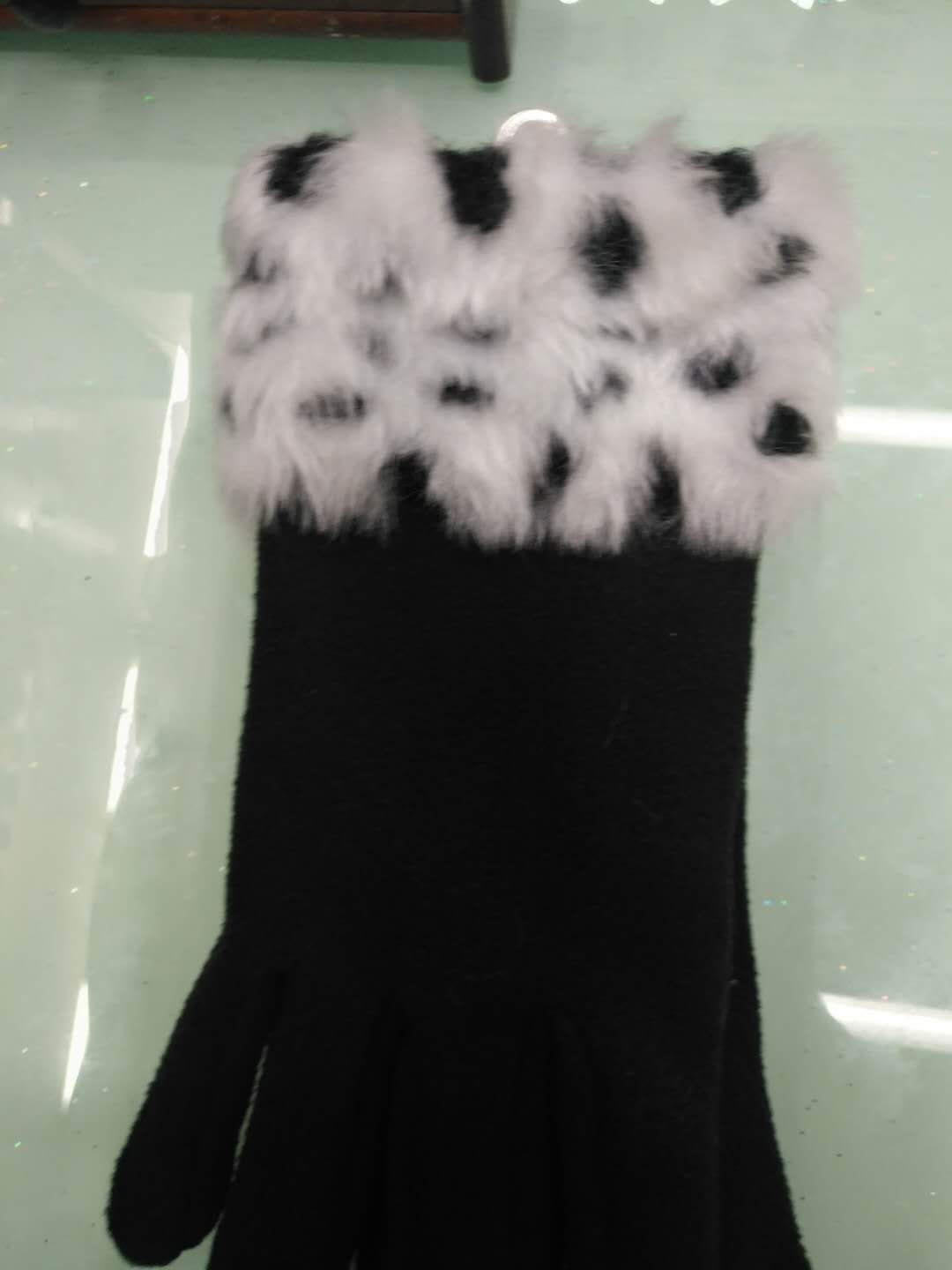 C Hat gloves Multicolor 265 thumbnail