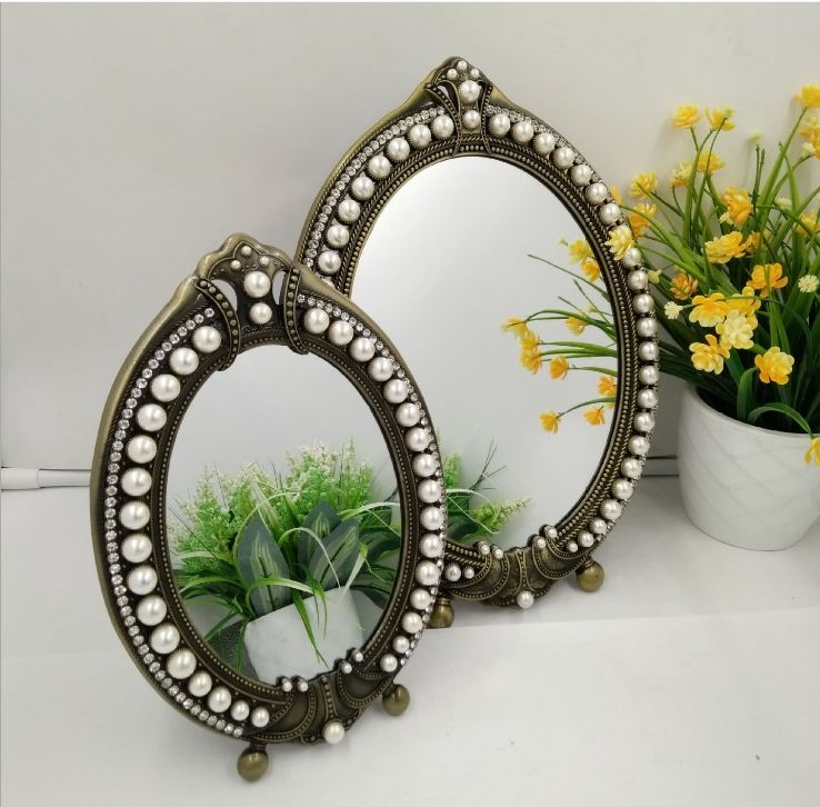 Pearl mirror, pearl photo frame, oval photo frame, oval mirror, plastic mirror details Picture