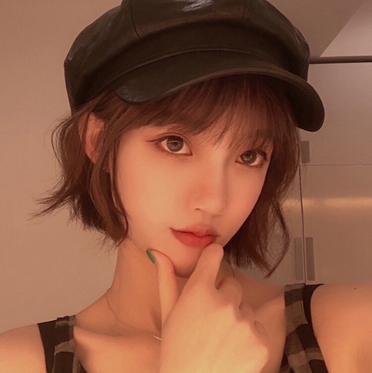 A popular pu leather octagonal hat for women in autumn and winter, a British retro beret, an ins Korean style trendy Japanese leather hat details Picture