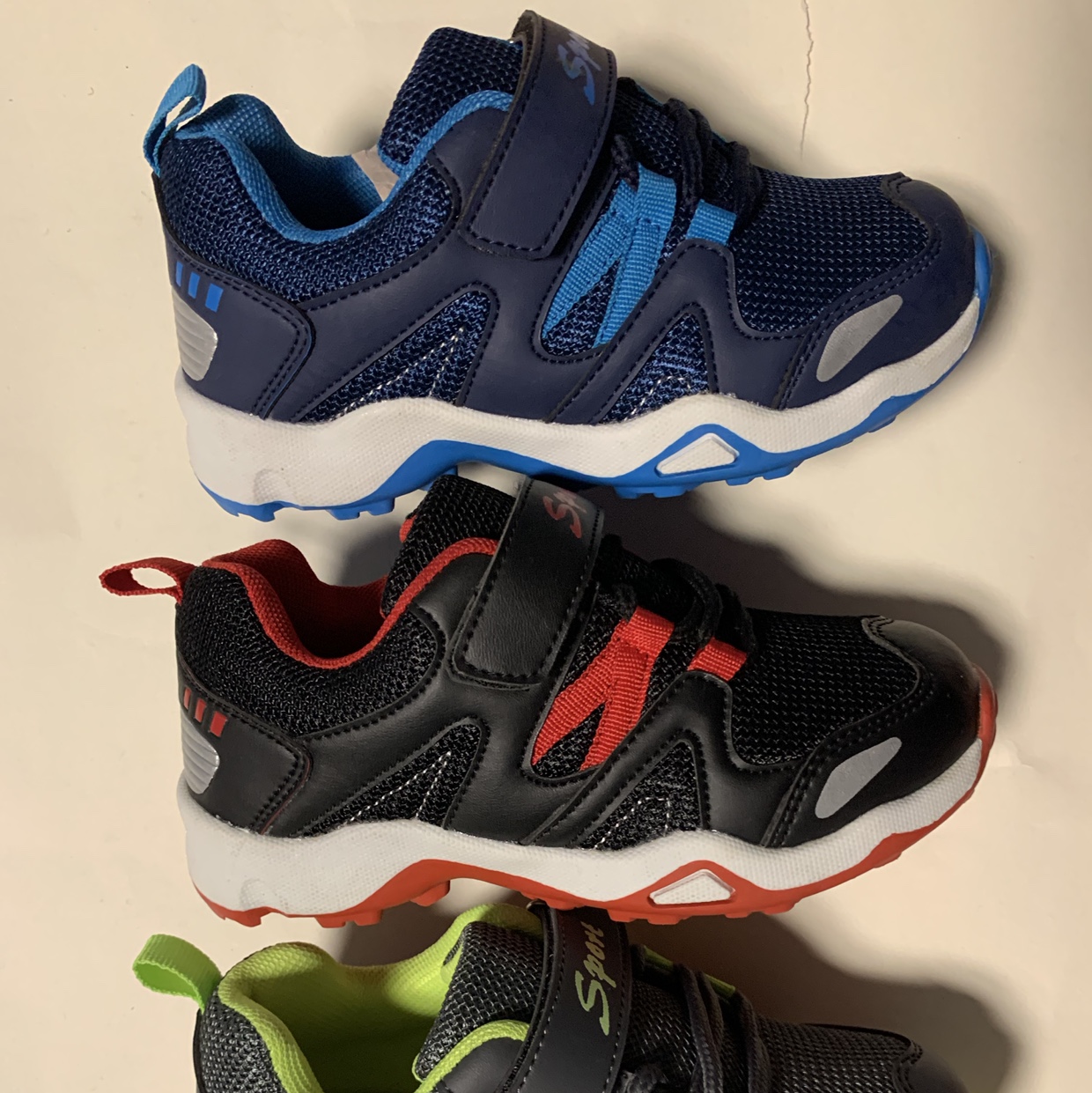 2020 series classic mountaineering shoes, sports shoes for children