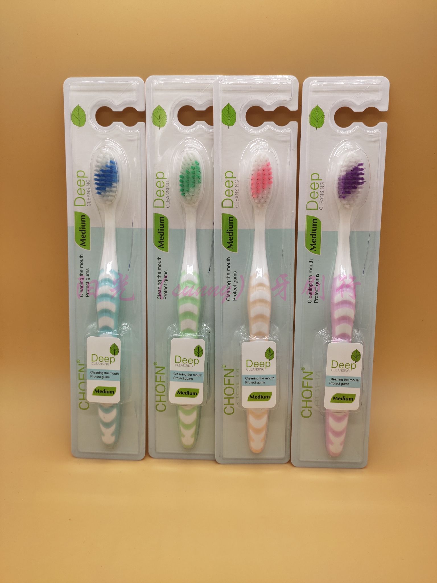 Adult soft bristle toothbrush thumbnail