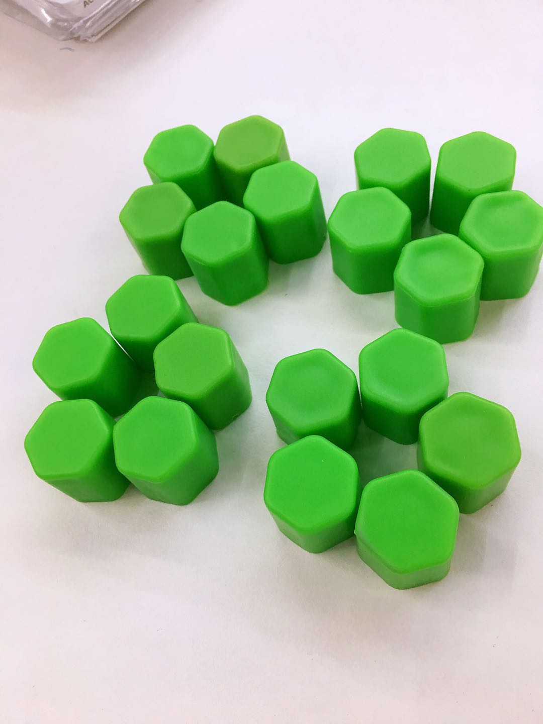 Automotive silicone tire cap wheel hub screw cover tire trim cover dust and rust cap