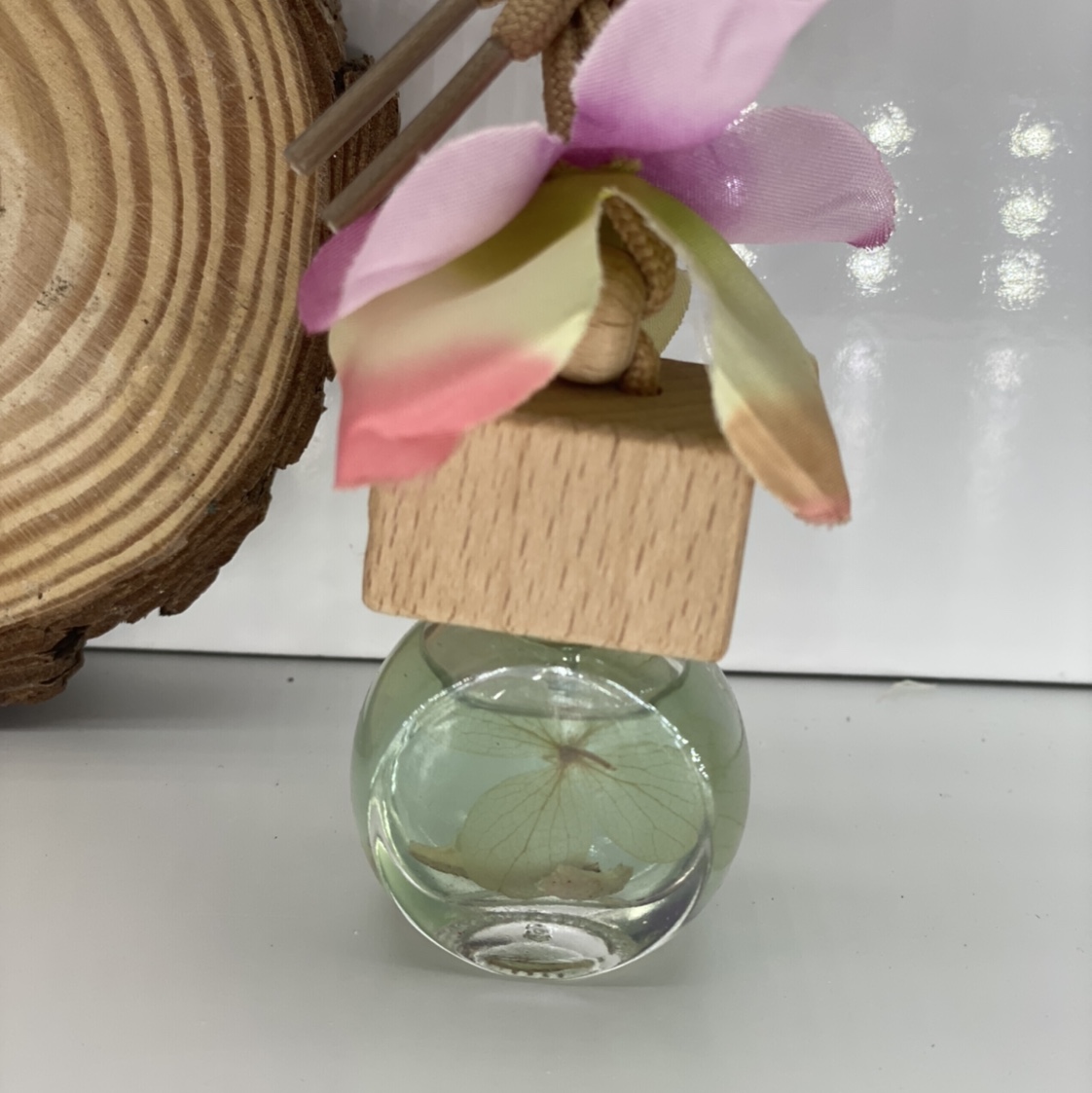 花瓣永恒花园汽车香水