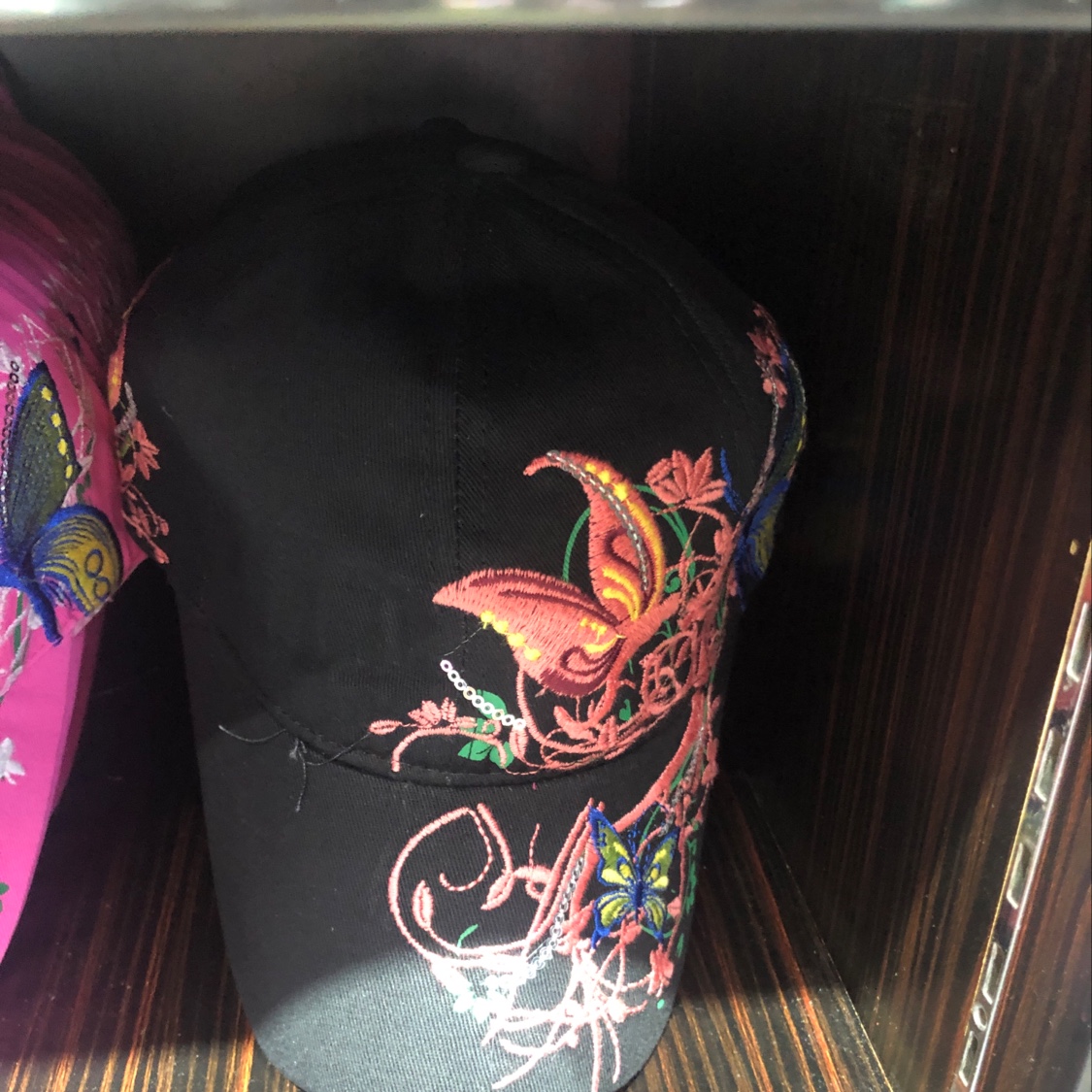 Baseball cap 7 thumbnail