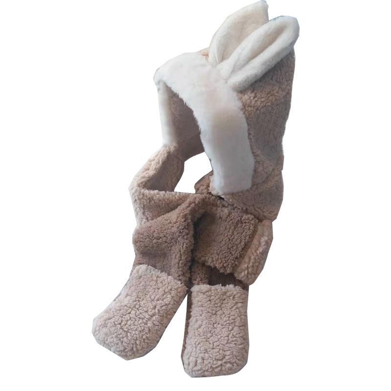 This autumn and winter hat is versatile, cute and warm. It's a double-layered thickened winter hat, scarf and glove, a three-in-one hat, and a Lei Feng hat detail image 2