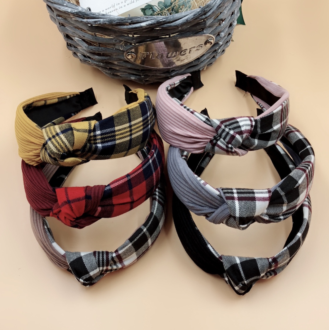 Two-color checkered pattern