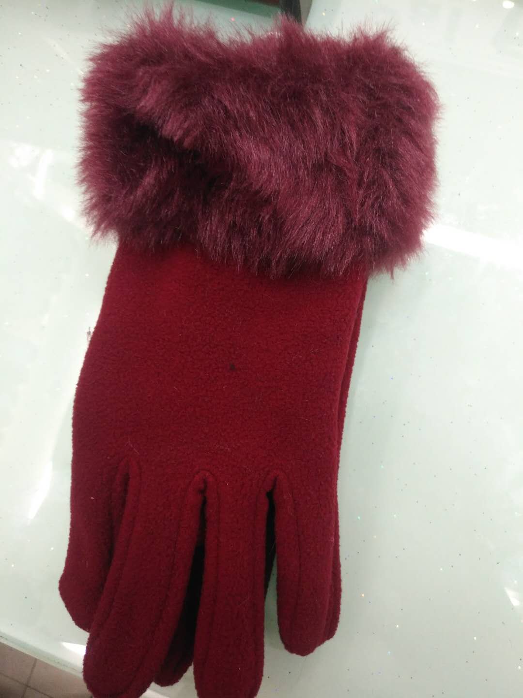 C Hat gloves Multi-color 101