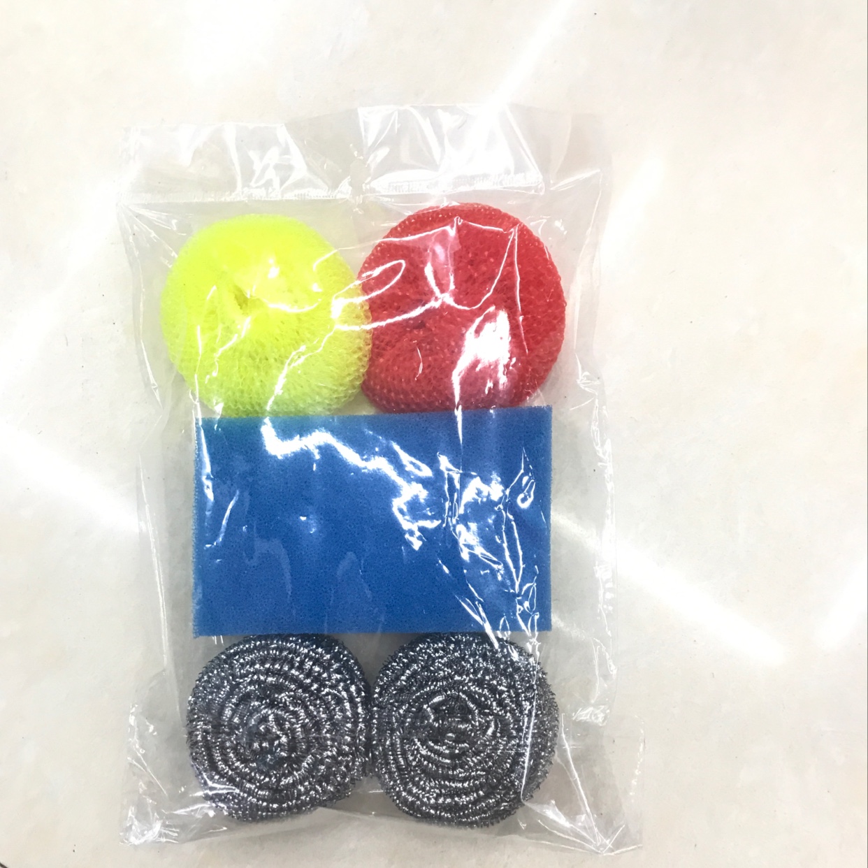 2 plastic 1 silk 2 balls