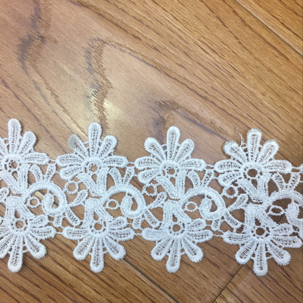 Polyester lace 035 pic 1