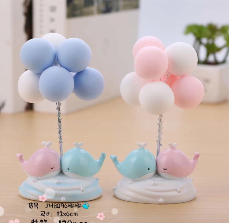 Doodle dolphin balloon decorations