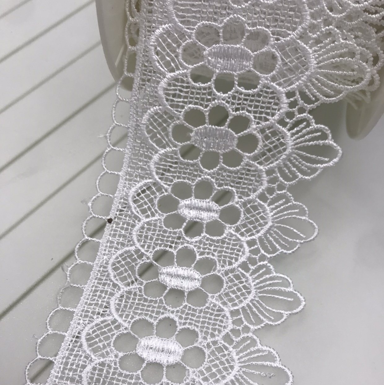 Lace 3