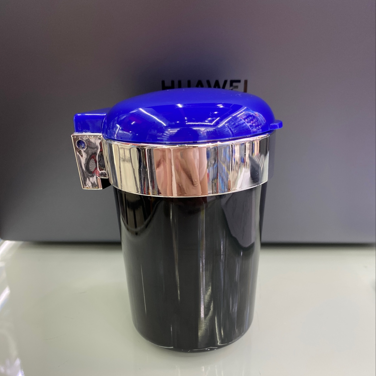 Car Ashtray With Light details Picture