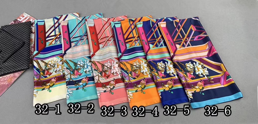 32# Korean Satin Square