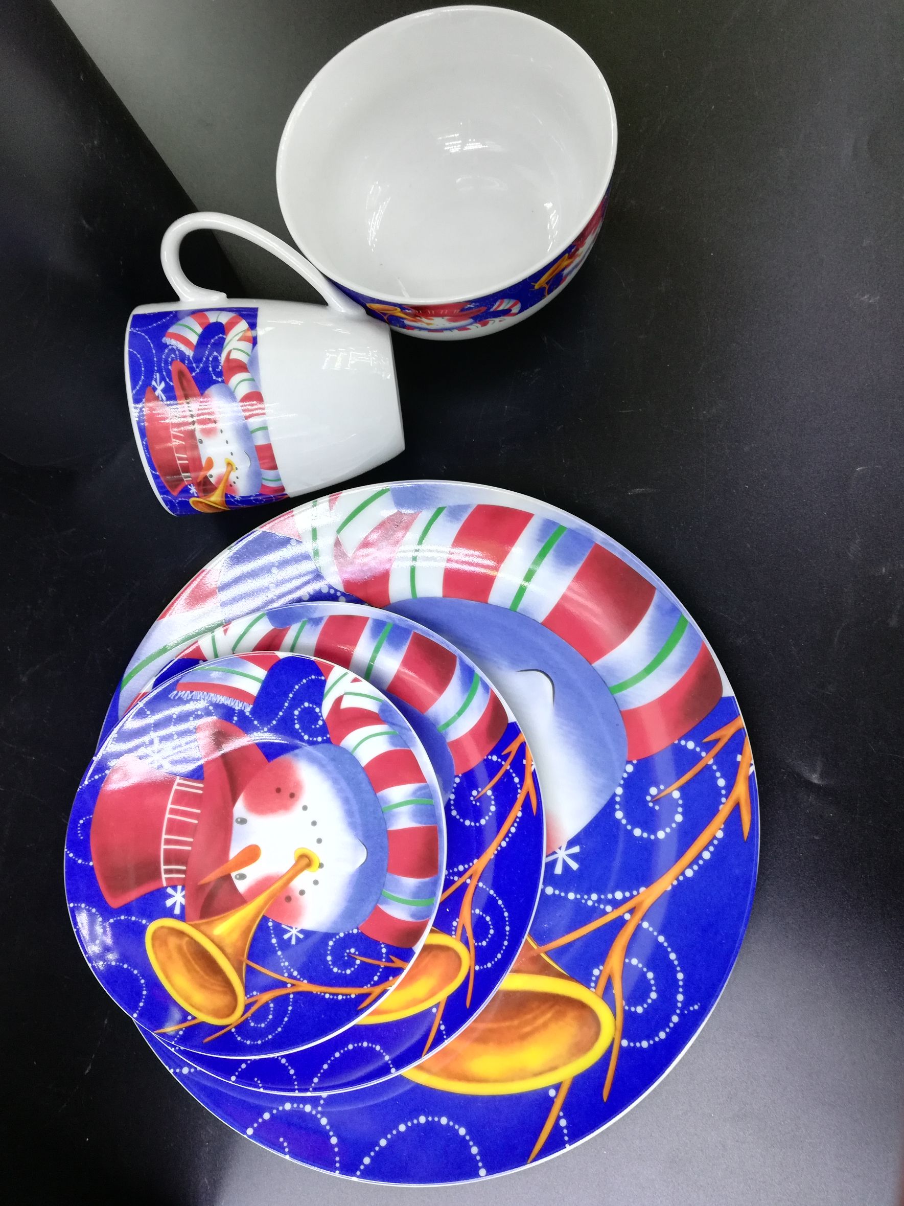 30 Head Ceramic Tableware Set Christmas Tableware Set details Picture