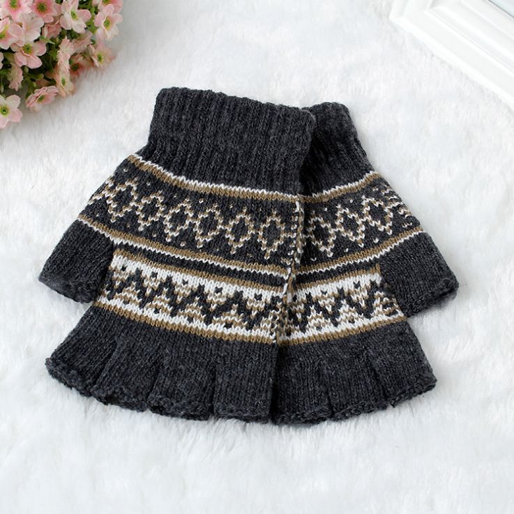 C Hat gloves Multicolor 15