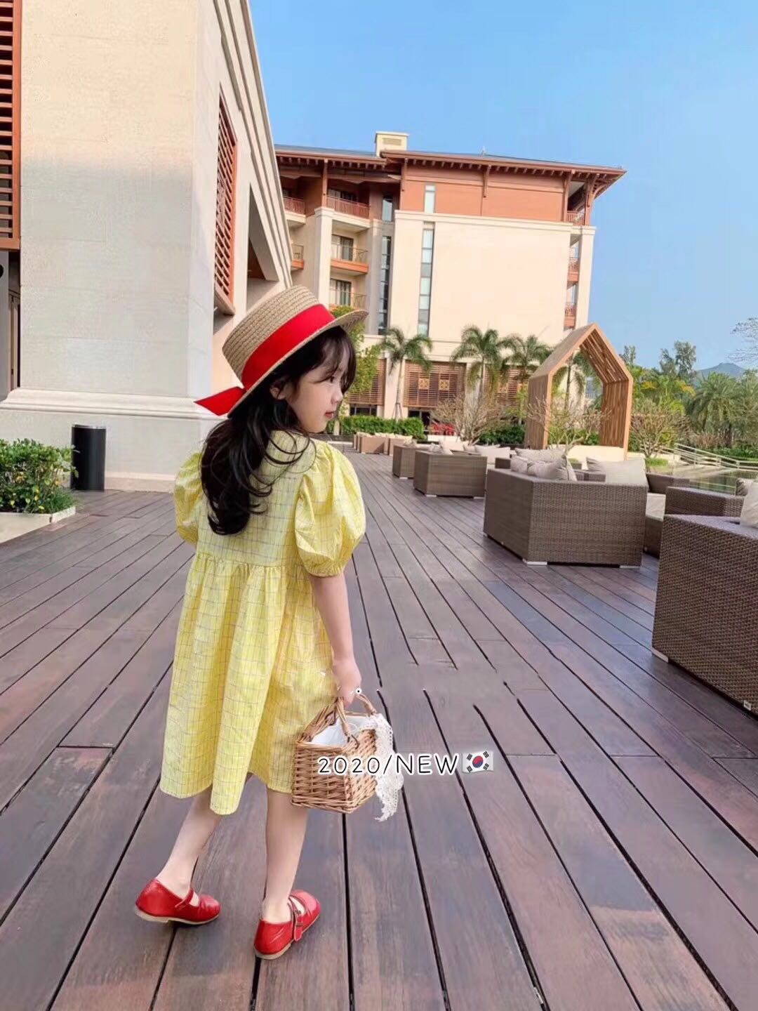Yellow dress