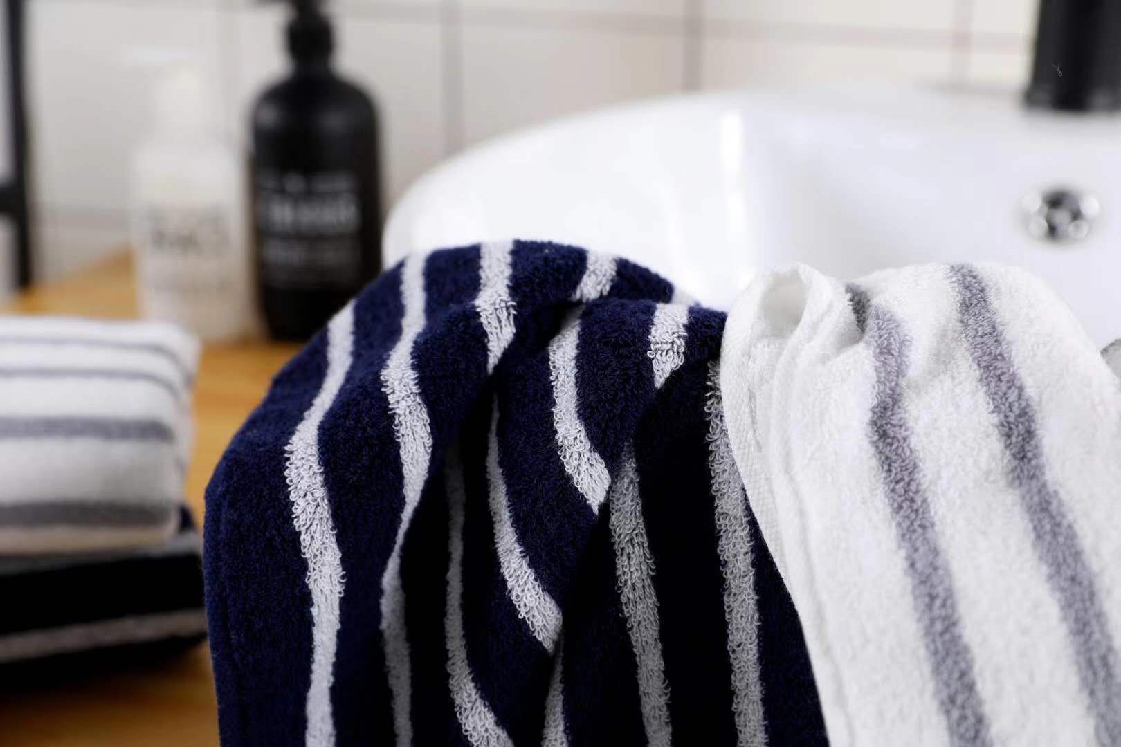 "Love Yourself, Love Your Family, Factory Direct Sale 8378 thousand degrees of pure cotton gift towels. Application Scenario