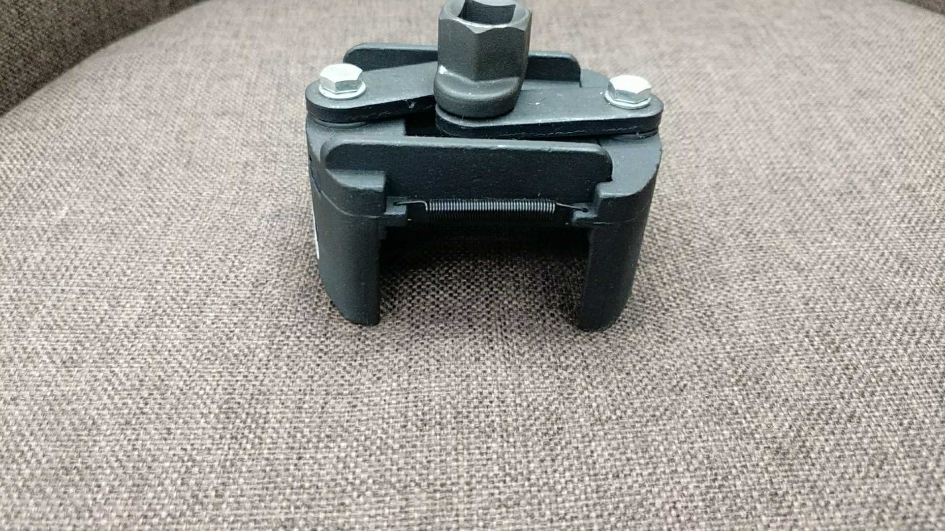 German type positive and negative turn multi-function filter wrench thumbnail