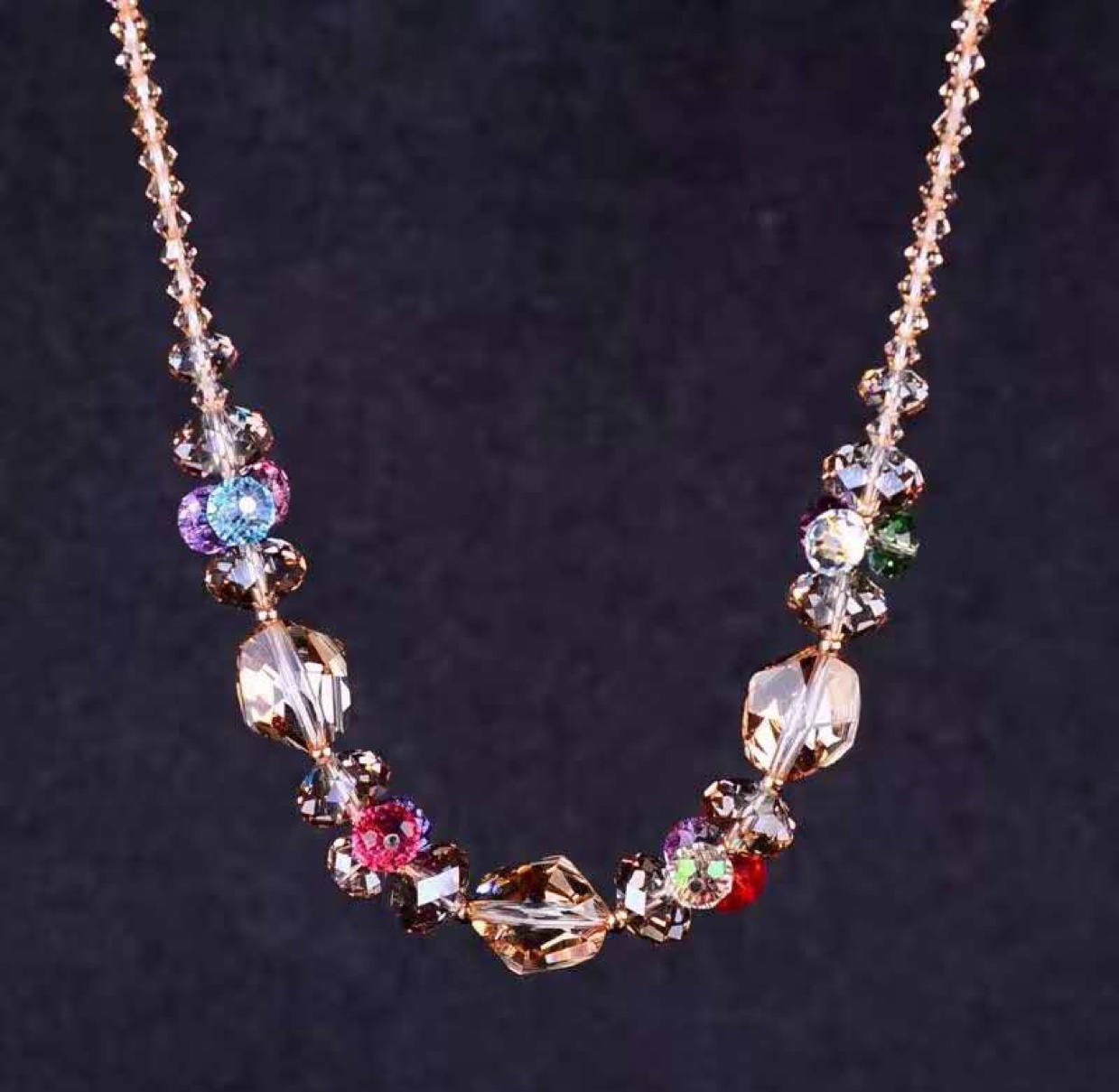 Imported crystal necklace thumbnail