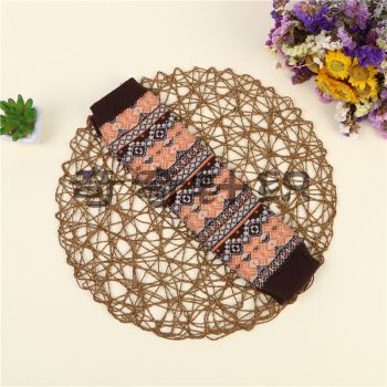 Winter Twist Half-Finger Gloves Knitted Wool Warm Fingerless Arm Cover For Men And Women Application Scenario