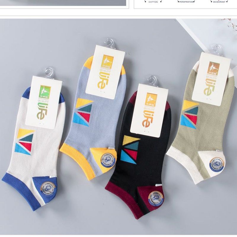 New autumn and winter boxed men's short socks, individual packaging, combed cotton, non-pilling and non-smelly feet, men's boat socks, factory direct sales, thick Specification image