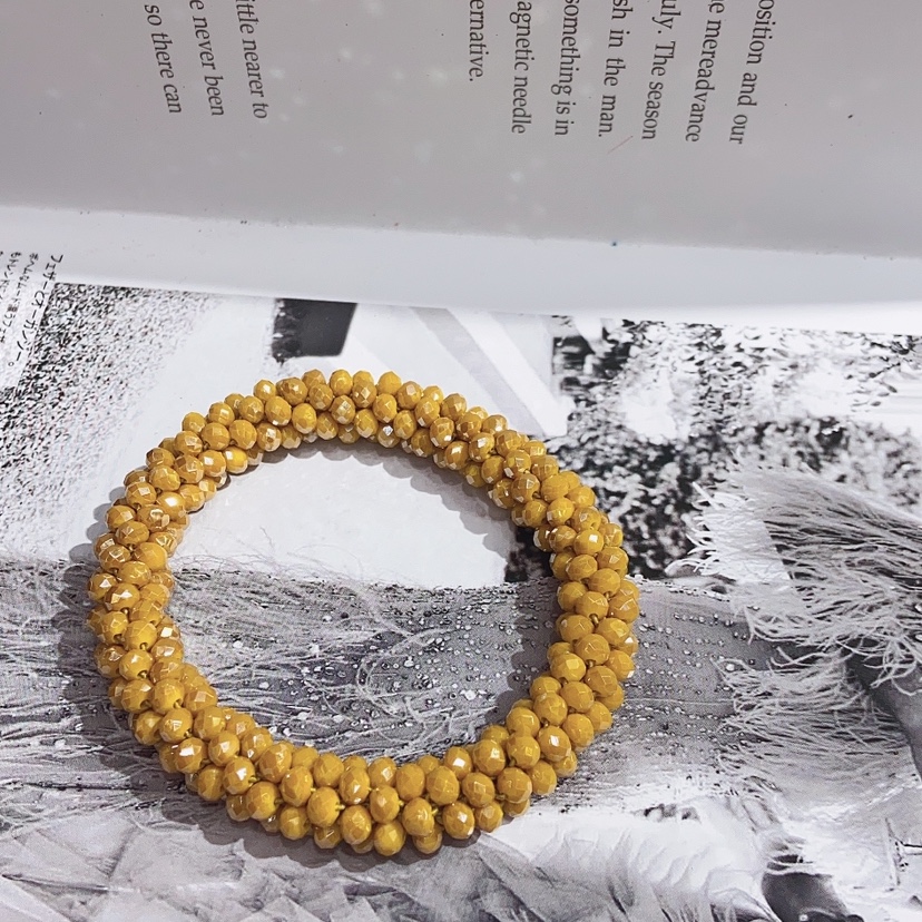 Crystal woven bracelet details Picture