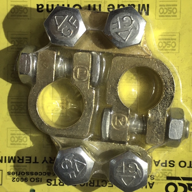 Battery terminal. details Picture