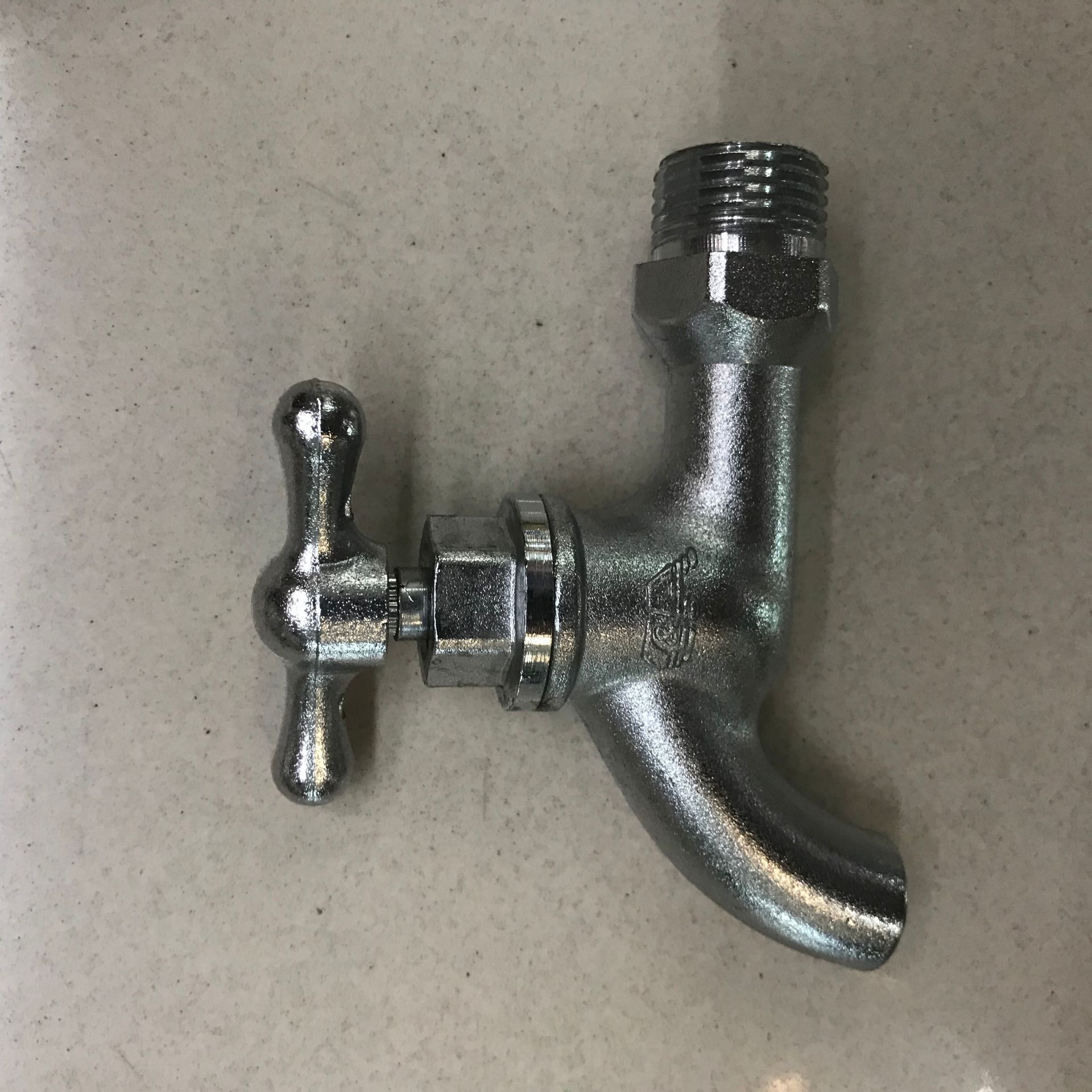 1/2 Silver flat-mouth zinc faucet, bathroom cabinet, bathroom mirror