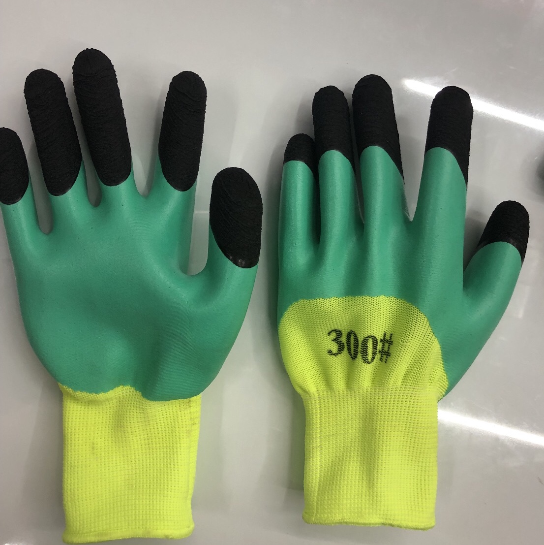 13 needle breathable reinforced finger thumbnail