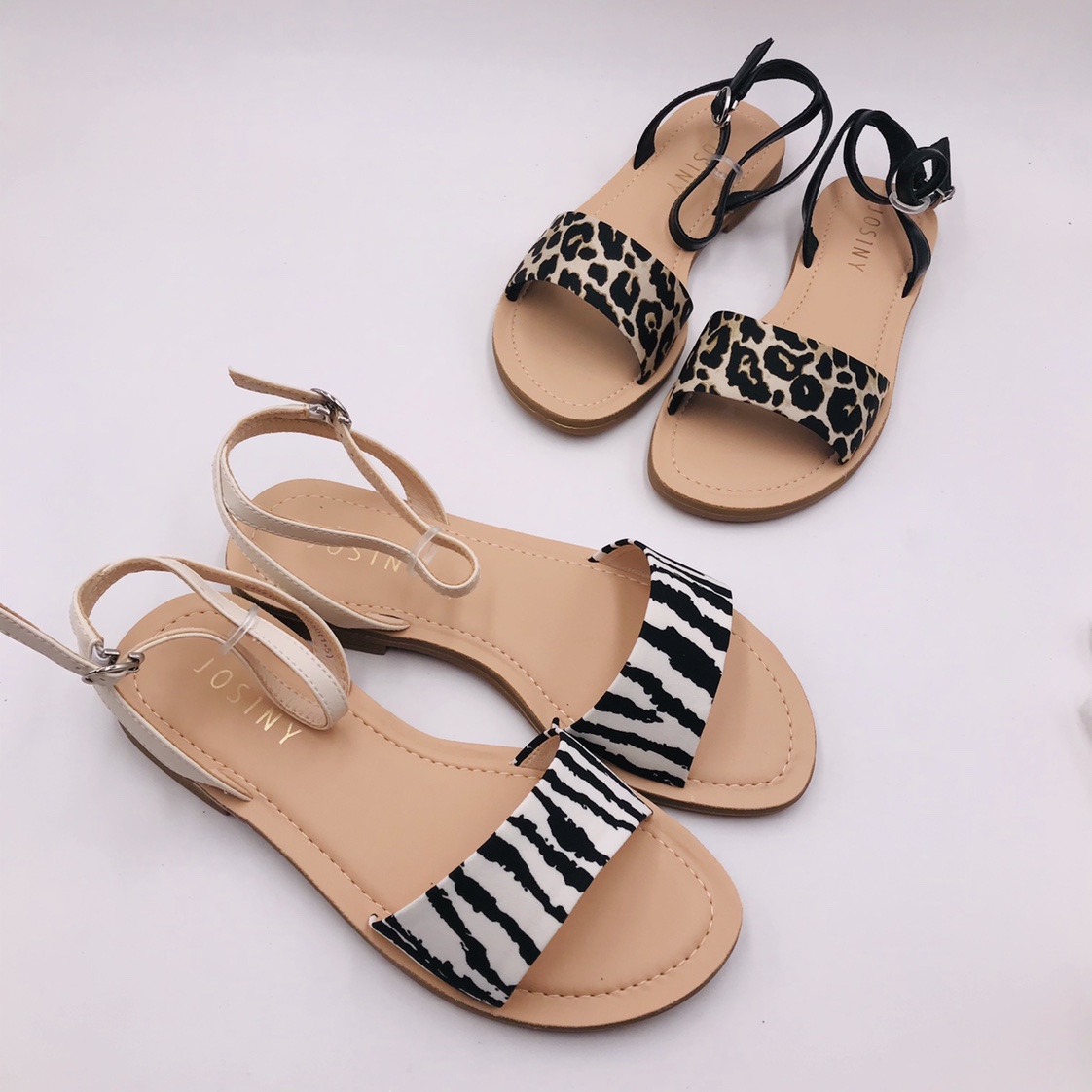 Victory Shoes' 2020 summer new women's shoes: Leopard print open-toe casual flat one-button trendy fairy sandals Application Scenario
