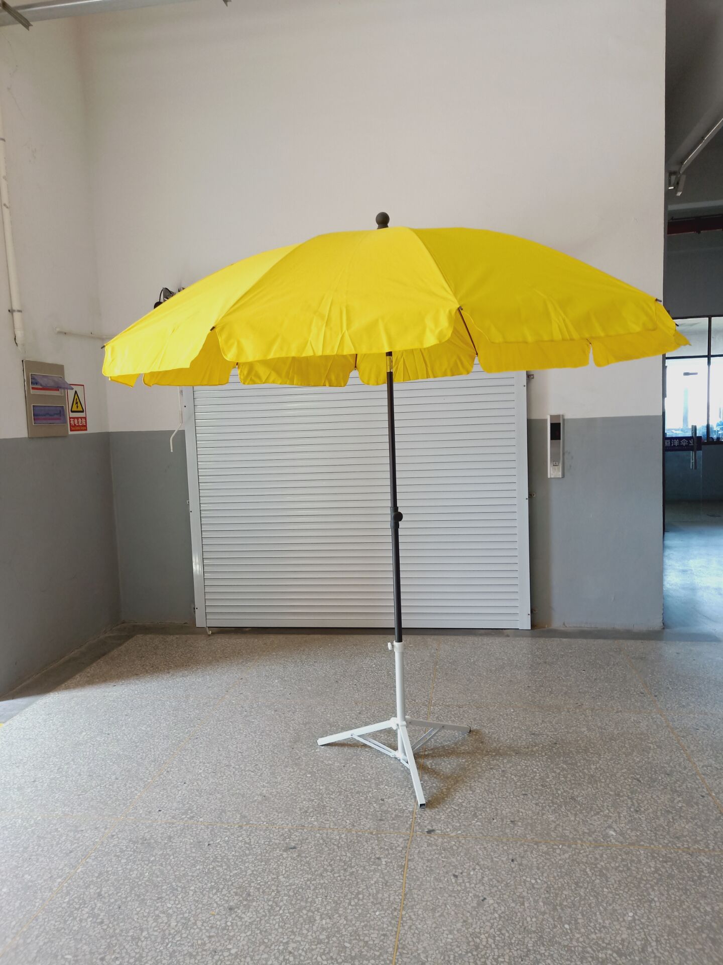 2.5-meter outdoor sun protection, rainproof and sunshade polyester sun umbrella, furniture umbrella, advertising umbrella, foreign trade umbrella undefined