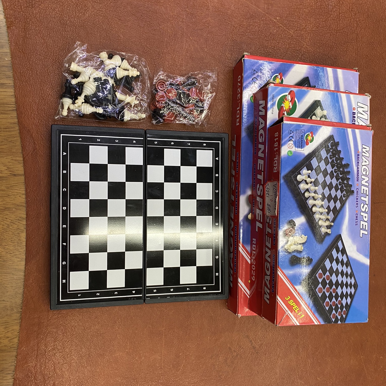 磁性塑料国际象棋三合一