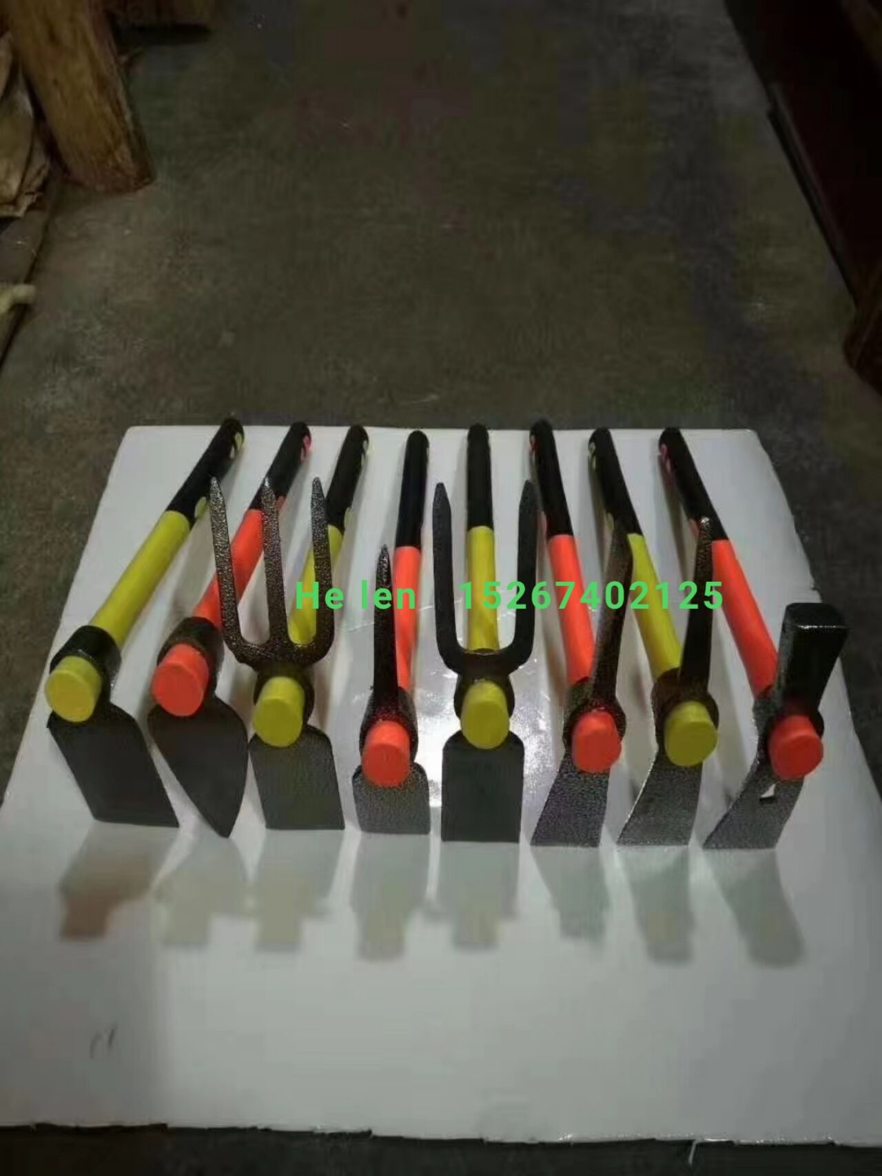 Pickaxe hoe Hardware tools Hoe knife Sickle saw Farm tool saw sickle cane knife thumbnail