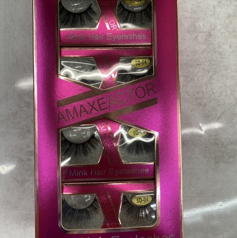 Eyelashes 57 thumbnail