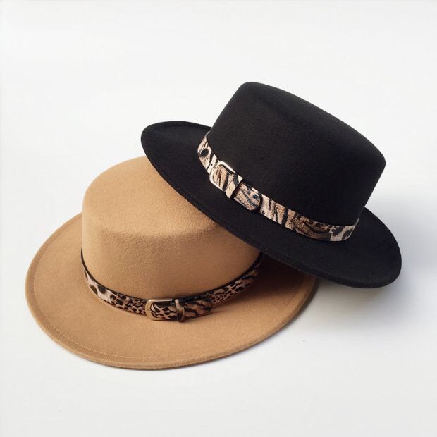 Autumn and winter hats: Women's trendy Korean-style leopard print belt woolen hats, men's retro British domed casual flat top hats Specification image