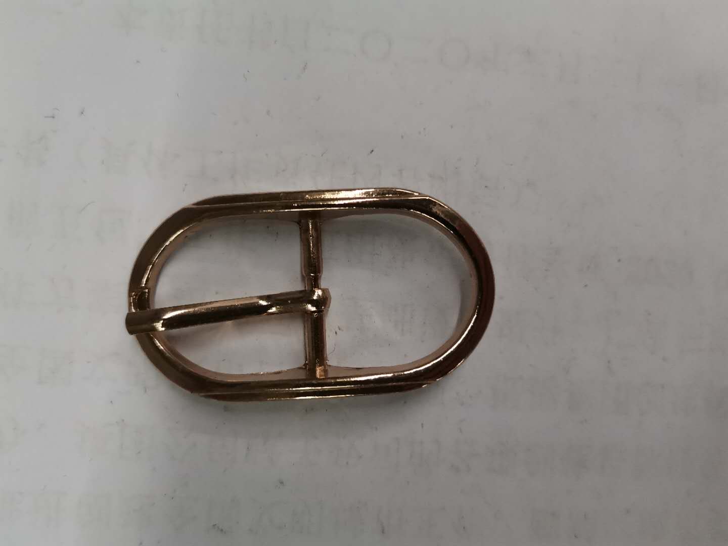 Venta directa de fábrica liga pin buckle belt buckle 050