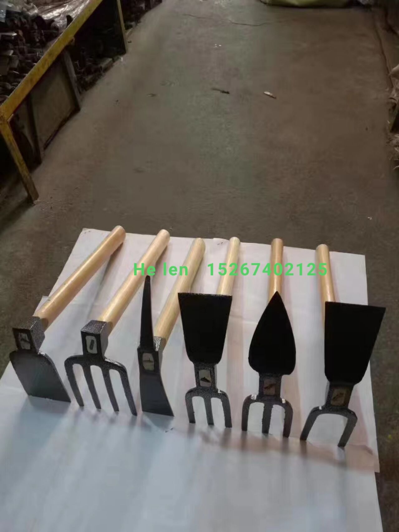Saw sickle pickaxe hoe Hardware tool knife Sickle saw Farm tool hoe thumbnail