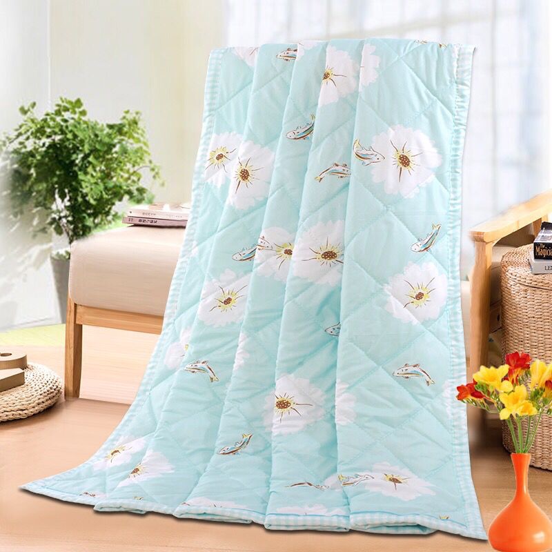 Washable cotton summer quilt 1.5x2m thumbnail