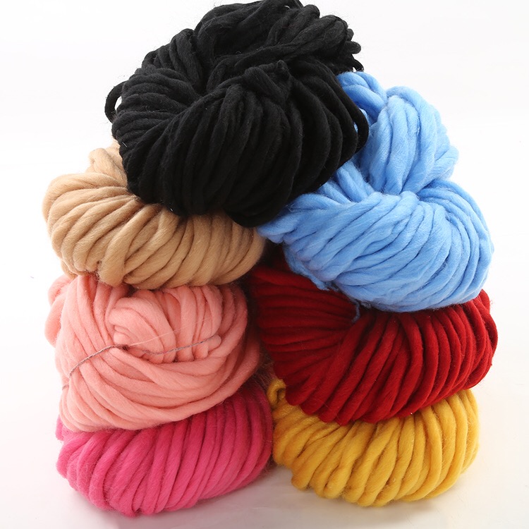Korean Icelandic woolen yarn, thick woolen yarn, super thick and extra thick knitting thread, scarf thread, hat thread manufacturer wholesale 250g Item Picture