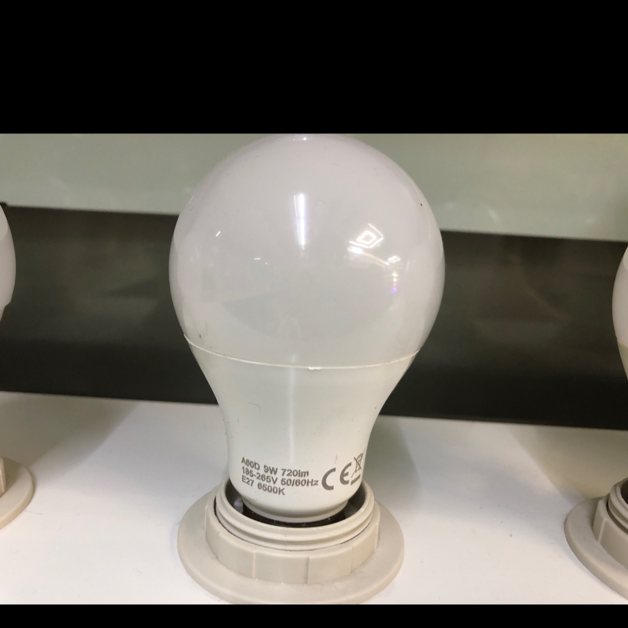 Screw LED plastic coated aluminum bulb bulb with 9W LED E27 bulb highlight