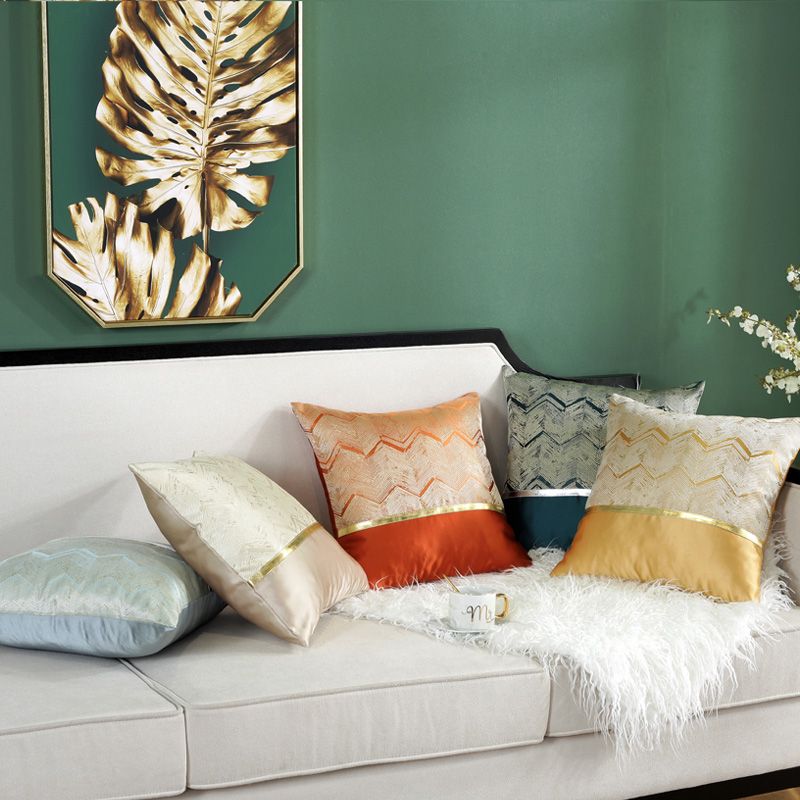 The light luxury leather sofa cushions are simple and modern. The headboard of the living room has a large waist cushion. The pillow cover on the bed has no core Specification image